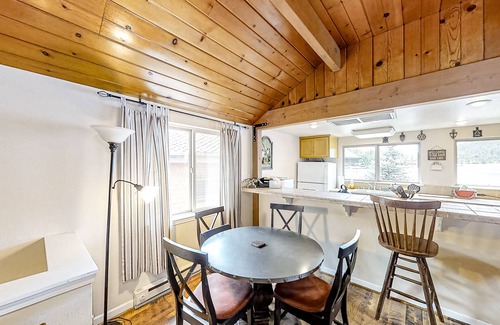 Bass Lake House | Lakefront home with gorgeous view, private dock & beach, & W/D - near Yosemite