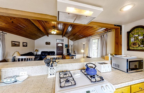 Bass Lake House | Lakefront home with gorgeous view, private dock & beach, & W/D - near Yosemite