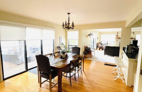 Youbou House | Lakefront home with tennis court & private dock & big back deck & sandy beach