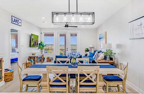 Horseshoe Bay House | Lakefront Horseshoe Bay Resort Shared Pool Dock