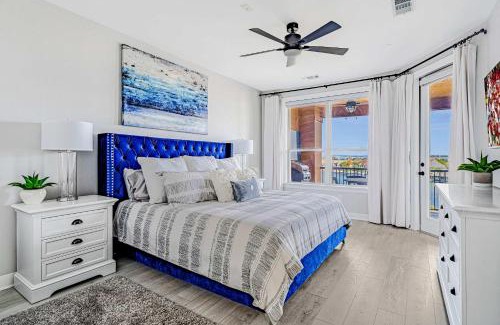 Horseshoe Bay House | Lakefront Horseshoe Bay Resort Shared Pool Dock