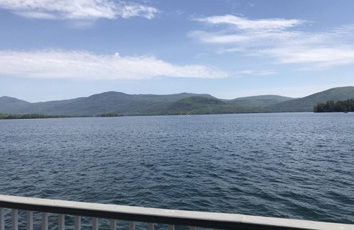 Bolton Landing House | Lakefront house in the town of Bolton right on the water with private dock space