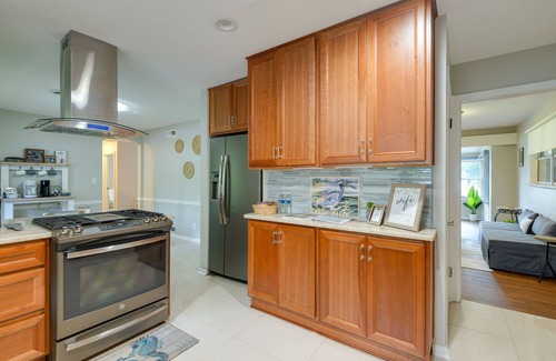 Putnam Hall House | Lakefront Keystone Heights Home w/Boat Dock!