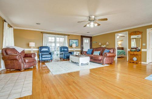 Leesburg House | Lakefront Leesburg Home with Private Dock and Ramp!