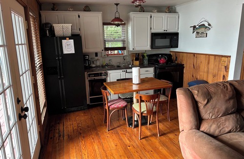 Wagoner House | LakeFront Living! Minutes from Tulsa!