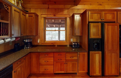 Milford Cabin | Lakefront Lodge - kayaks, row boats & paddle boards