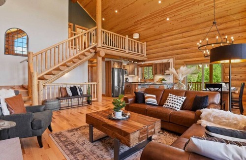 Spring Valley Cabin | Lakefront Log Cabin, Hot Tub, Lake Views