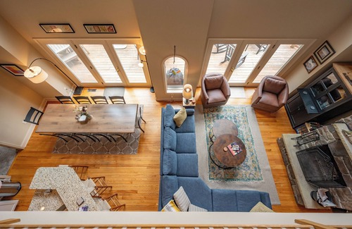McHenry House | Lakefront Luxury Chalet w/Hot Tub & Dock