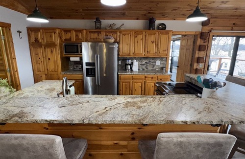 Jay House | Lakefront Luxury Log Cabin on Grand Lake O’ the Cherokees
