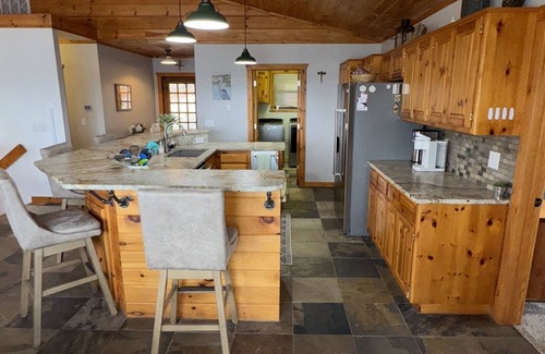 Jay House | Lakefront Luxury Log Cabin on Grand Lake O’ the Cherokees