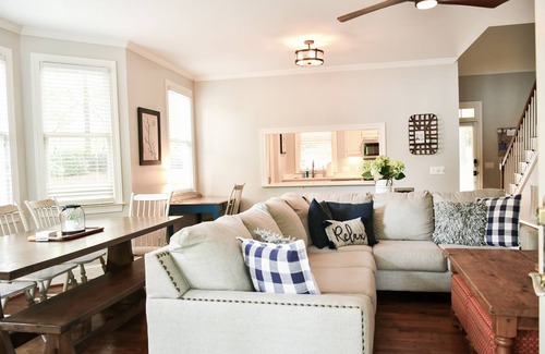 Lake Oconee House | LAKEFRONT LUXURY- Reynolds GW -Right Next to Pool, Tennis, Beach, Marina, Docks