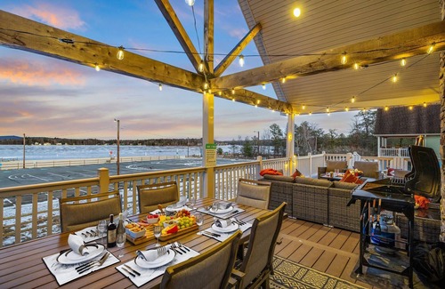 Albrightsville Ski Chalet | Lakefront, Movie & Game Rooms, Hot Tub, Sauna, etc!
