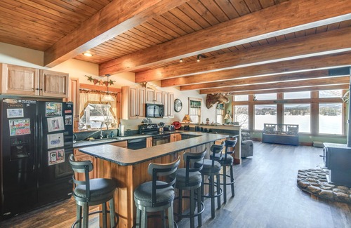 Errol Cottage | Lakefront New Hampshire Hideaway w/Deck & Views