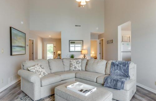 Village of Four Seasons Apartment | Lakefront Ozark Getaway with Views and Community Perks
