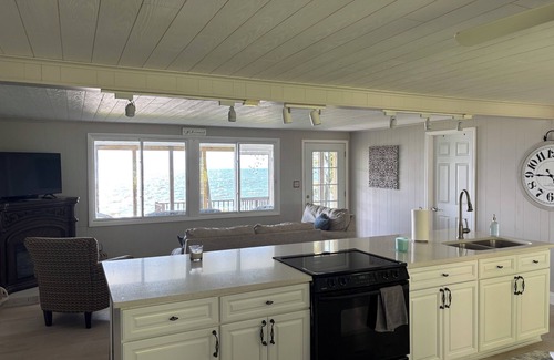 Pulaski House | Lakefront Paradise - Sleeps 6 - Only $400/Night