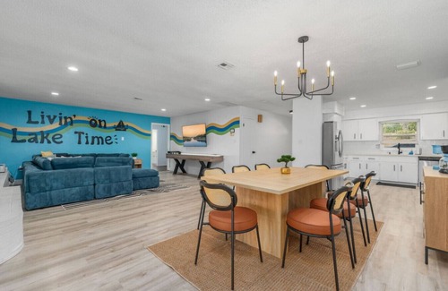 Fruitland Park House | Lakefront + Ping Pong + 10 min to The Villages