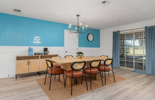 Fruitland Park House | Lakefront + Ping Pong + 10 min to The Villages