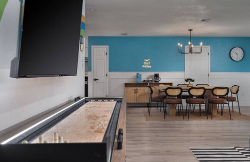 Fruitland Park House | Lakefront + Ping Pong + 10 min to The Villages