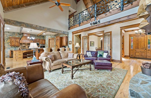Marion Lake Club Cabin | Lakefront Retreat | Luxury Home with Gorgeous VIEWS & Private Dock!