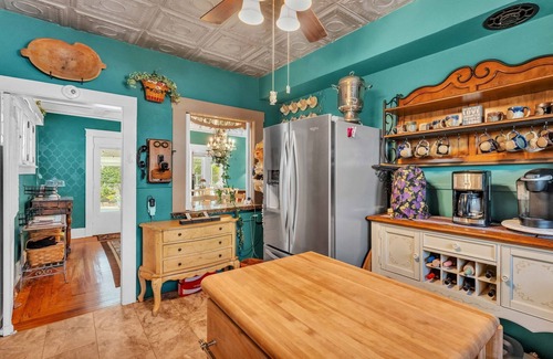 Winter Haven House | Lakefront Retreat at 6BR Escape w/Heated Pool | Private Dock | Game Room | Kayaks | Deck | Perfect