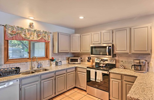 Tobyhanna House | Lakefront Retreat w/Dock & Yard in Tobyhanna!
