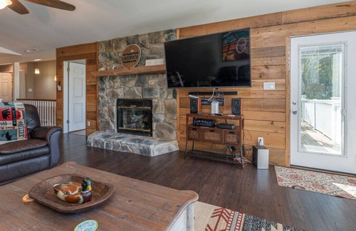 Goodview House | Lakefront Retreat w/ Game Room, Hot Tub, and Gym!