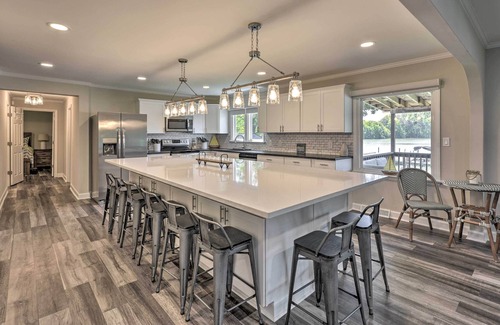 Denver House | Lakefront Retreat w/ Kayaks & Paddleboards!