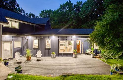 Flowery Branch House | Lakefront, Saltwater Pool, Backyard Oasis, Private Dock, Home Gym