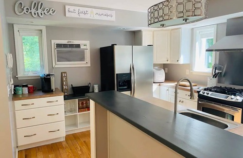 Franklin House | Lakefront Serenity in the Catskills near All Star Village