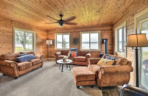 Solon Springs House | Lakefront Solon Springs Cabin with Private Dock!