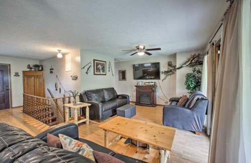 Golden House | Lakefront Table Rock Home with Fire Pit!