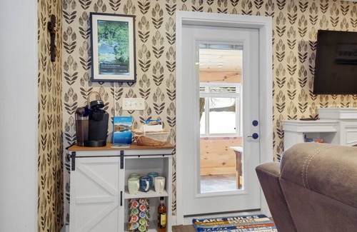 Weeks Mills House | Lakefront Trifecta with Private Hot Tub, Sauna & Free Daily Massages!
