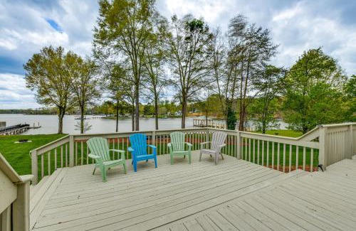 Troutman House | Lakefront Troutman Home with Private Dock and Slip!