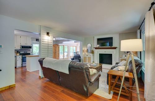Bracey House | Lakefront Vacation Rental w/Views & Hot Tub!
