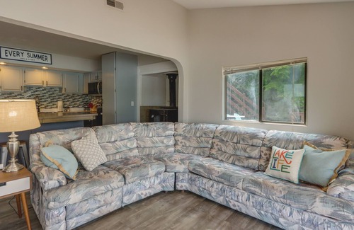 Versailles House | Lakefront Versailles Vacation Rental w/Dock!
