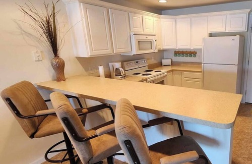 Camdenton Apartment | Lakefront with boat slip 2 bedroom 2 bath Condo located Lake of the Ozarks