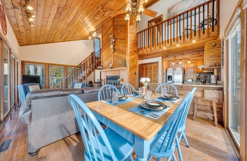Smith Mountain Lake House | Lakefront with private dock,& Fire pit