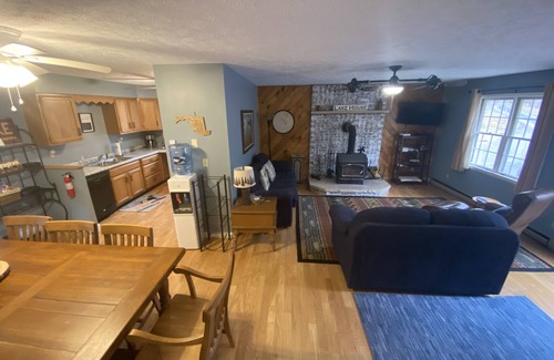 Penelacres House | Lakefront, Wooded, & Secluded Home - Family Dogs Welcome.