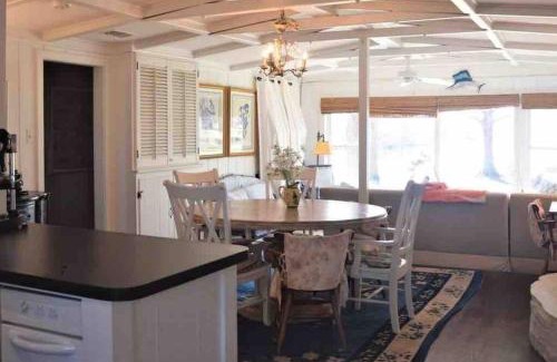 Burnet House | Lakehouse Inks Lake, Texas