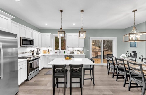 Norton Shores House | Lakehouse Nestled in Nature-10min to Lake Michigan