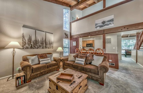 South Lake Tahoe House | Lakeland Village #410 - Newly Updated, Close to Skiing, 2BR+Loft
