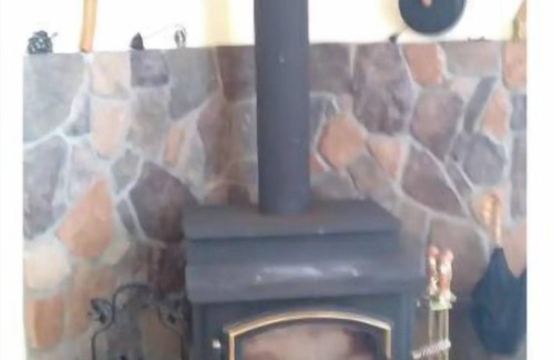 Syracuse House | Lakelife for 7! Fun and rest near Lake Wawasee