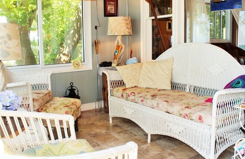 Lowbanks Cottage | Lakeshore Breezes - Traditional, Timeless, Waterfront Wonder