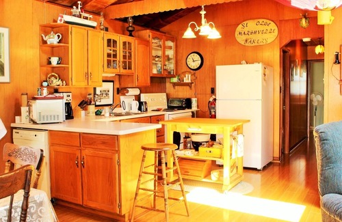 Lowbanks Cottage | Lakeshore Breezes - Traditional, Timeless, Waterfront Wonder