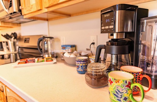 Homer Condo | Lakeshore Suites