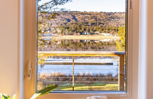 Homer Condo | Lakeshore Suites