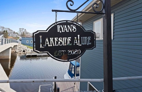 Algoma House | Lakeside a'Lure -Best Catch in Algoma/Door County