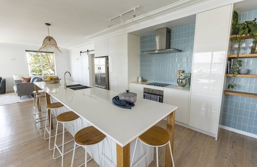 Toronto House | Lakeside and Family Friendly