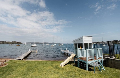 Toronto House | Lakeside and Family Friendly