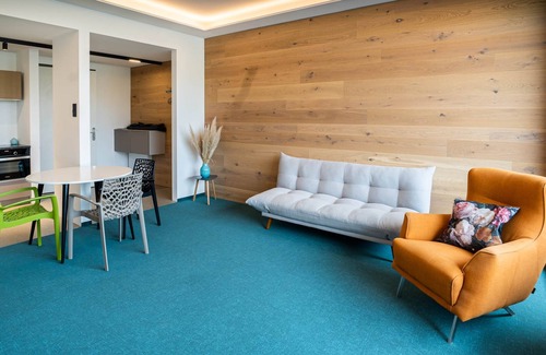 Zwenkau Apartment | Lakeside Apartment 5